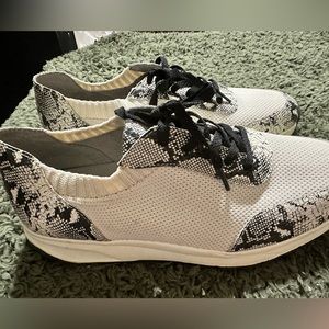 Snake Print Athletic Shoe